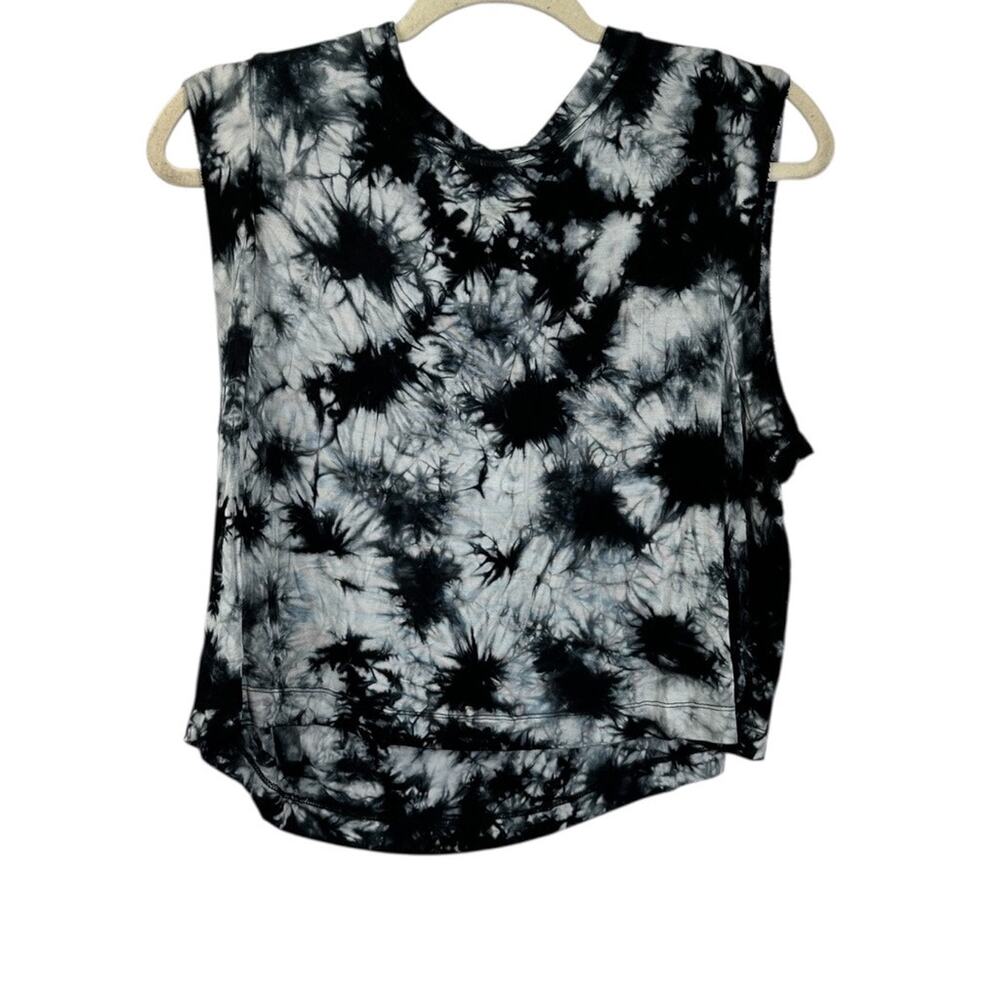 JoyLab Black & White Tie-Dye Shirt Size Medium